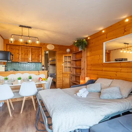 In-out - Heart Of Warm-hearted Apartment, Wifi Appartamento